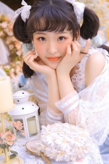 水蜜桃是指女生哪里